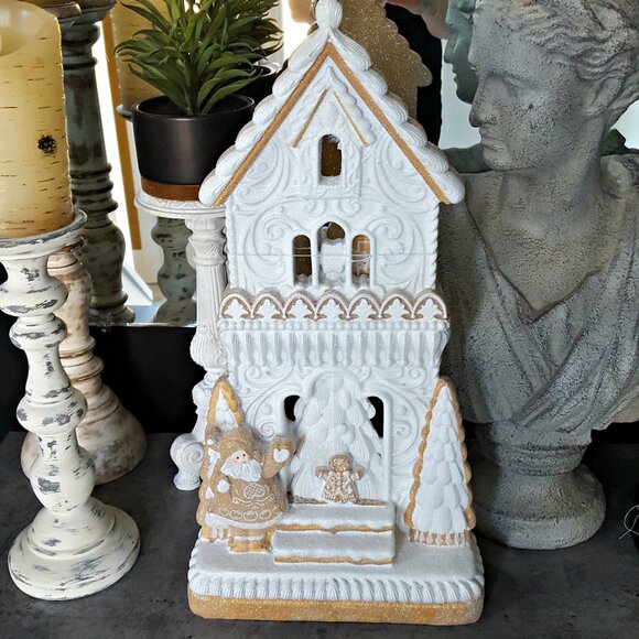 NEW! EXQUISITE MASSIVE 18" TALL FROSTED Gingerbread HOUSE - Picture 8 of 8